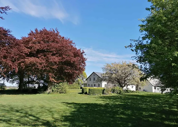 בית חווה Large Summerhouse On Danish Island Bornholm