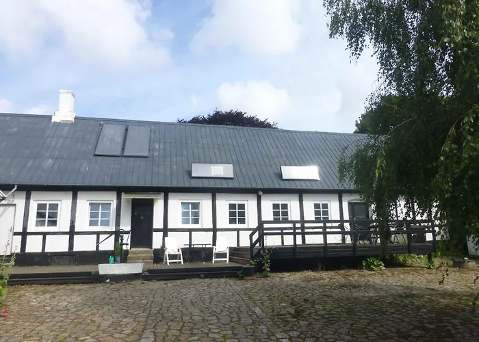 בית חווה Large Summerhouse On Danish Island Bornholm *